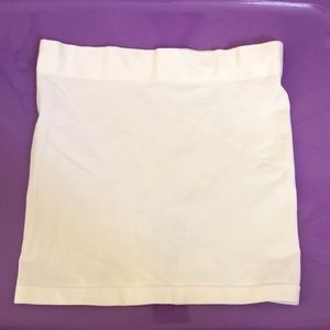 Ingrid & Isabel White BEBAND. Like new.